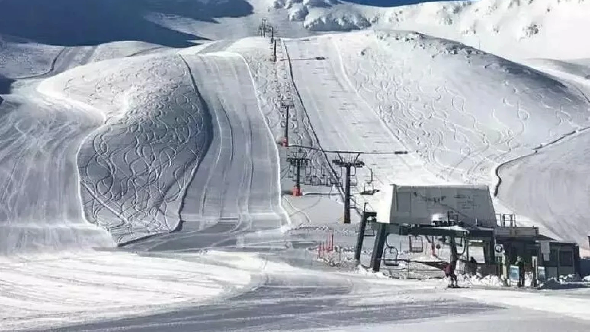 Neve 40 cm a Roccaraso, Giovedì 5 dicembre apriranno gli impianti all’Aremogna.